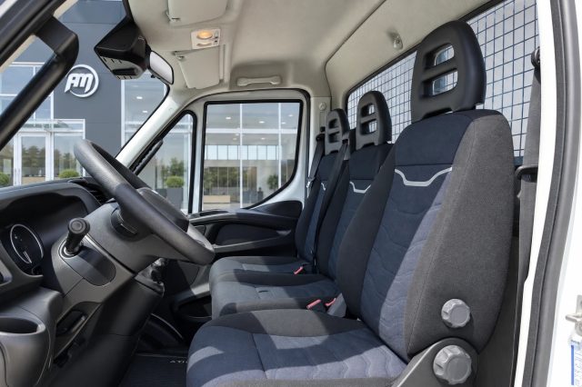 IVECO DAILY RIBALTABILE TRILATERALE E SPONDA - foto 8
