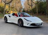 FERRARI F8 Spider 