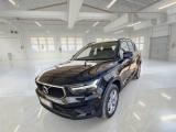 VOLVO XC40 T2 Momentum Core
