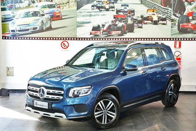 MERCEDES-BENZ GLB 180 Blu Denim metallizzato