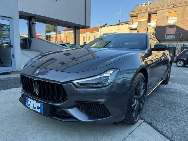 maserati ghibli l4 330 cv mhev gransport