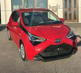 TOYOTA Aygo Connect 1.0 VVT-i 72 CV 5 porte x-play