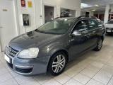 VOLKSWAGEN Golf Var. 1.9 TDI DPF Comfortline + GANCIO TRAINO