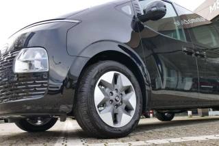 HYUNDAI Staria usata, con Cruise Control