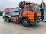 IVECO IVECO 190E26 SCARRABILE CON GRU PENZ E POLIPO