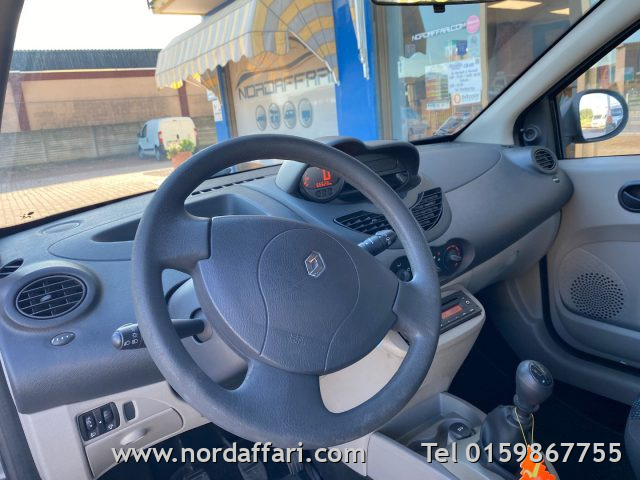 RENAULT Twingo - foto: 11
