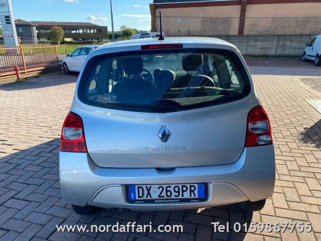 RENAULT Twingo - foto: 8