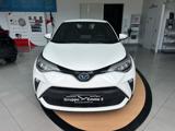 TOYOTA C-HR 1.8 Hybrid E-CVT Business