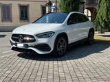 MERCEDES-BENZ GLA 200 Automatic 4Matic Premium