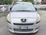 PEUGEOT 5008 1.6 HDi 112CV AUT. Féline