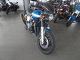 YAMAHA XJR 1300 .