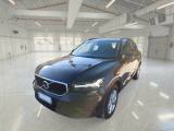VOLVO XC40 T2 Momentum Core