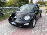 VOLKSWAGEN New Beetle 1.6
