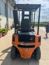 YALE muleto diesel