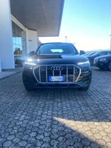 AUDI Q5 40 TDI quattro Business Advanved FARI MATRIX