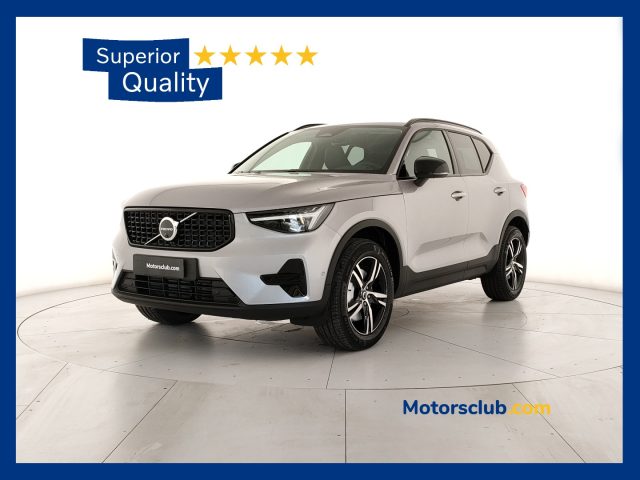 volvo xc40 b3 automatico plus dark