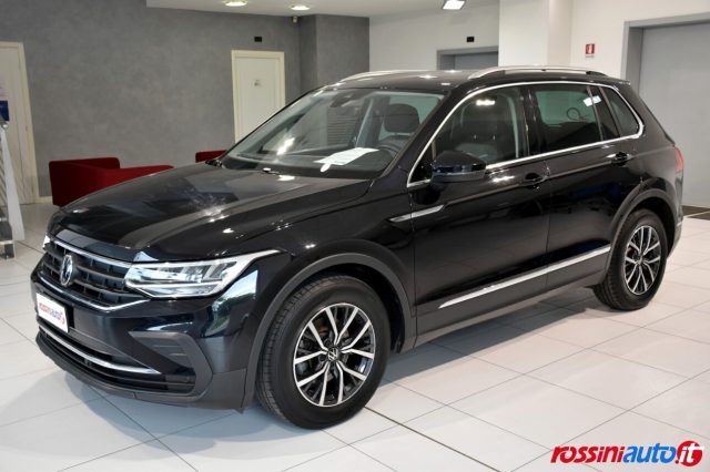 volkswagen tiguan 1.5 tsi 131 cv life + r17 tulsa + tech pack + ruot