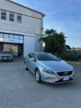 VOLVO V40 D2 Kinetic