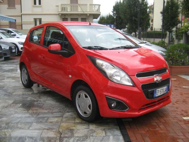 chevrolet spark 1.0 lt
