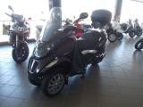 PIAGGIO MP3 400 .