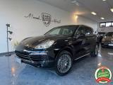 PORSCHE Cayenne 3.0 Diesel Platinum Edition Soli 140000 km