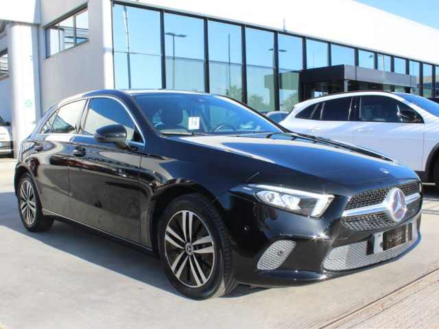 mercedes-benz a 250 e hybrid eq sport