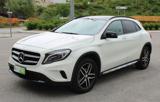 MERCEDES-BENZ GLA 200 d Automatic Premium