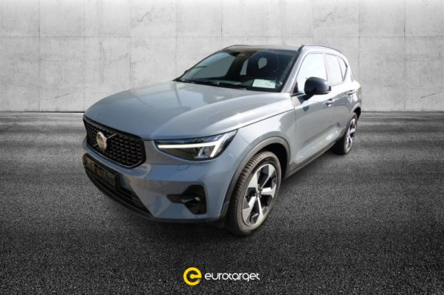 volvo xc40 b4 automatico plus dark