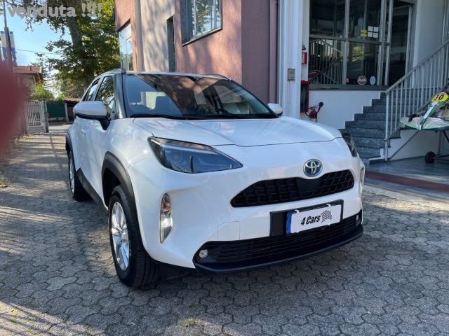 toyota yaris cross 1.5 hybrid 5p. e-cvt active