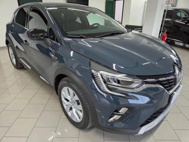 renault captur full hybrid e-tech 145 cv intens 31700 km
