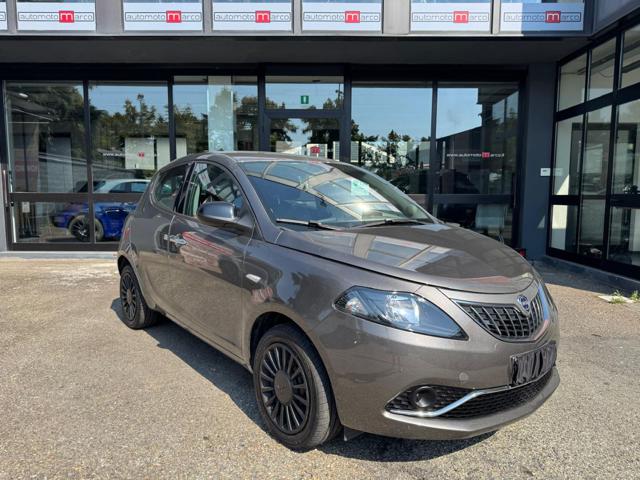 lancia ypsilon 1.0 firefly 5 porte ss hybrid silver