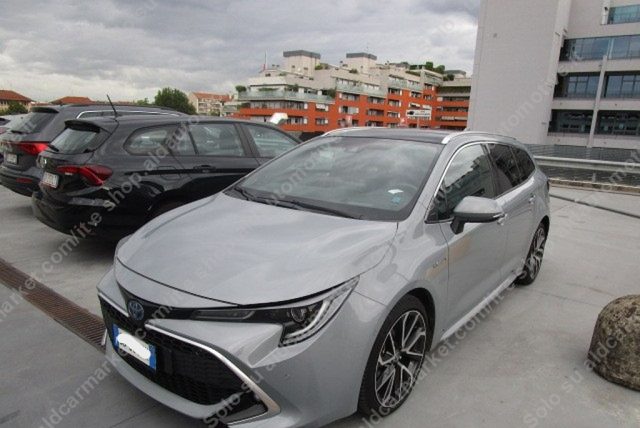 toyota corolla auto su ordinazione
