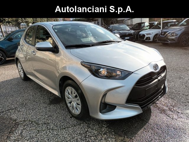 toyota yaris 1500 hybrid 5p active autom camera carplay italia