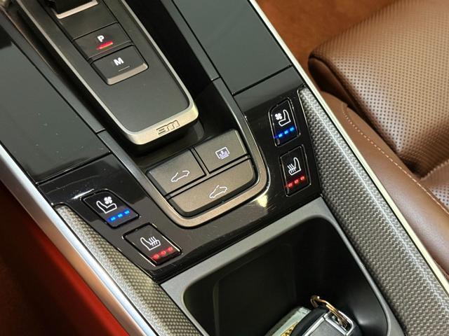 PORSCHE 911 TURBO S COUPÉ / IVA ESP. / CHRON - foto 29
