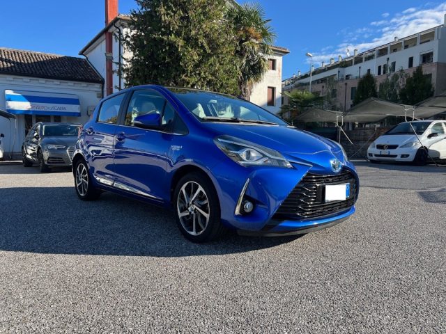 toyota yaris 1.5 hybrid 5 porte trend blue edition
