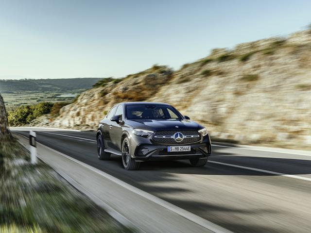 mercedes-benz glc 220 d 4matic mild hybrid coup amg line advanced plus