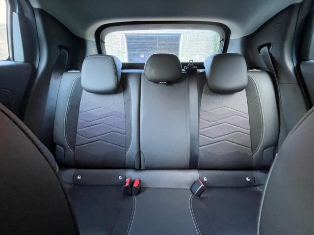 JEEP AVENGER 1.2 TURBO 100 CV ALTITUDE - foto 28