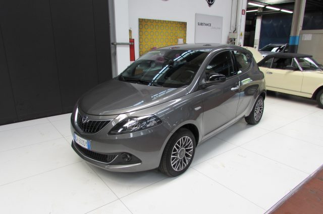 lancia ypsilon 1.0 firefly 70cv 5 porte ss hybrid gold usata