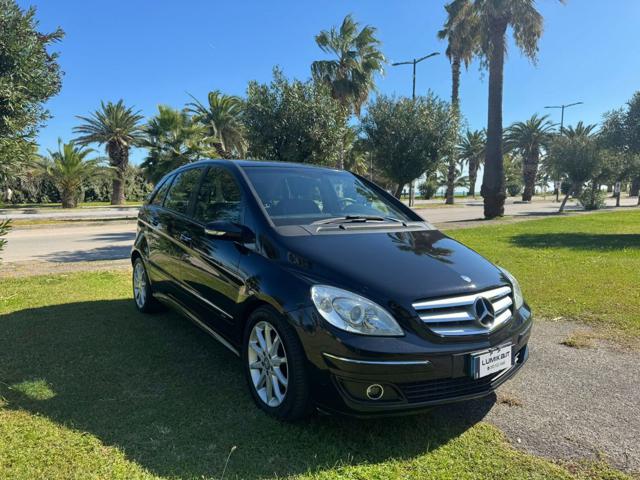 MERCEDES-BENZ B 200 CDI Sport