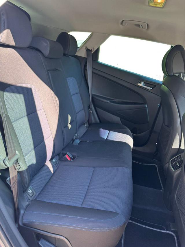 HYUNDAI TUCSON 1.7 CRDI COMFORT - foto 14