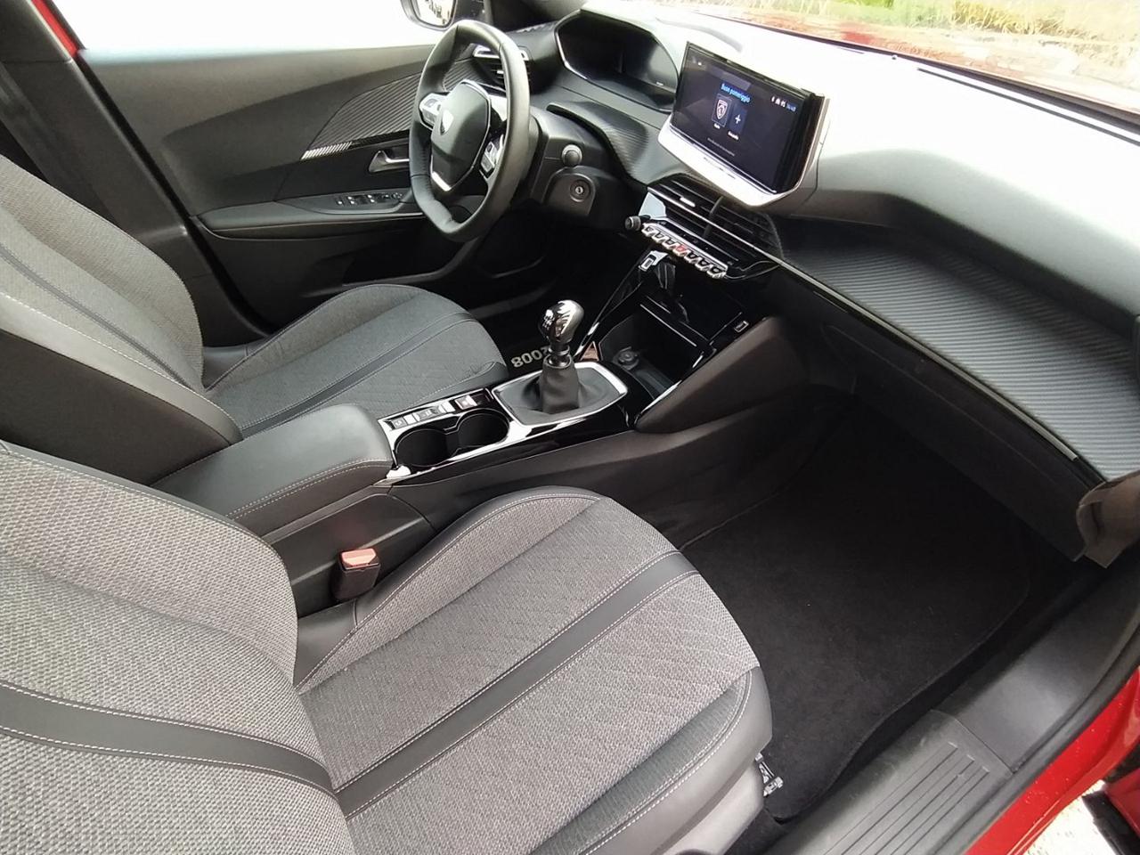 PEUGEOT 2008 PureTech 100 S&S Allure Benzina usato