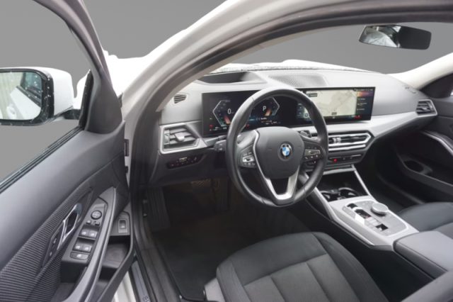 BMW 318 D 48V TOURING - foto 8