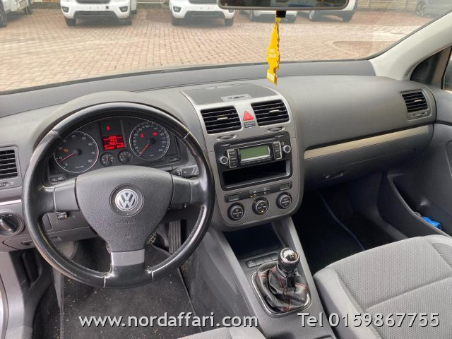 VOLKSWAGEN Golf - foto: 6