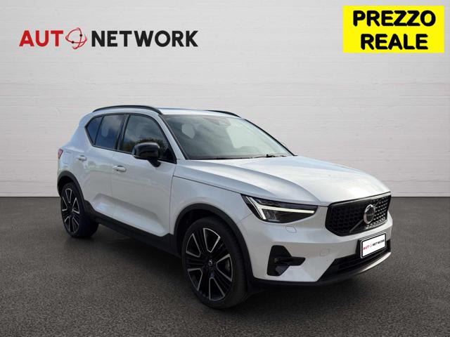 volvo xc40 t4 recharge plug-in hybrid ultimate dark tetto usata