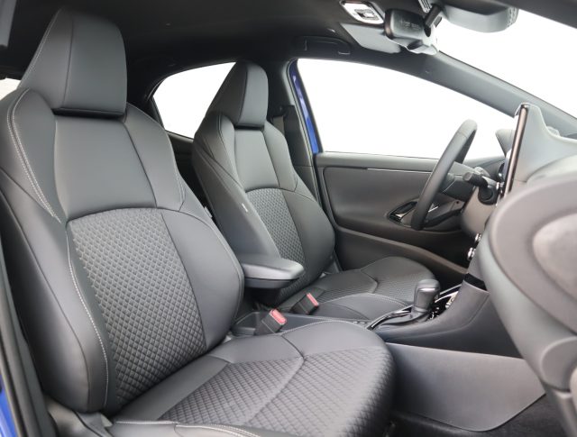 TOYOTA YARIS 1.5 HYBRID 5 PORTE LOUNGE *PROMO - foto 11