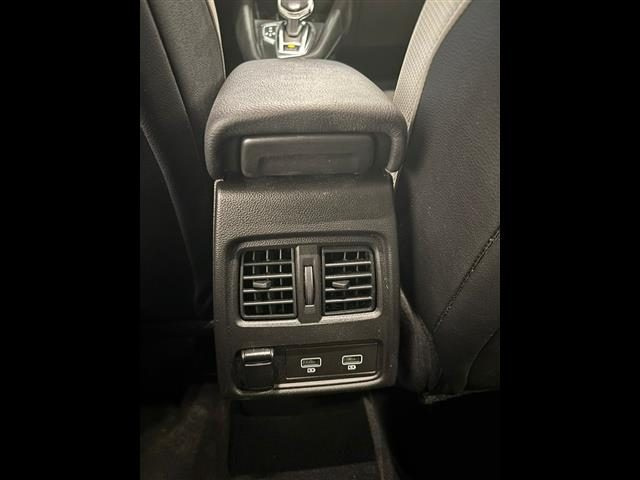 RENAULT CAPTUR 1.6 E-TECH PLUG-IN HYBRID 160CV  - foto 11