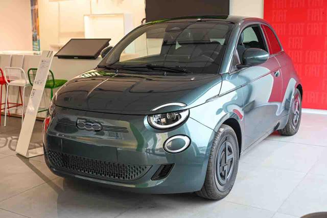 fiat 500e berlina 42 kwh giorgio armani usata