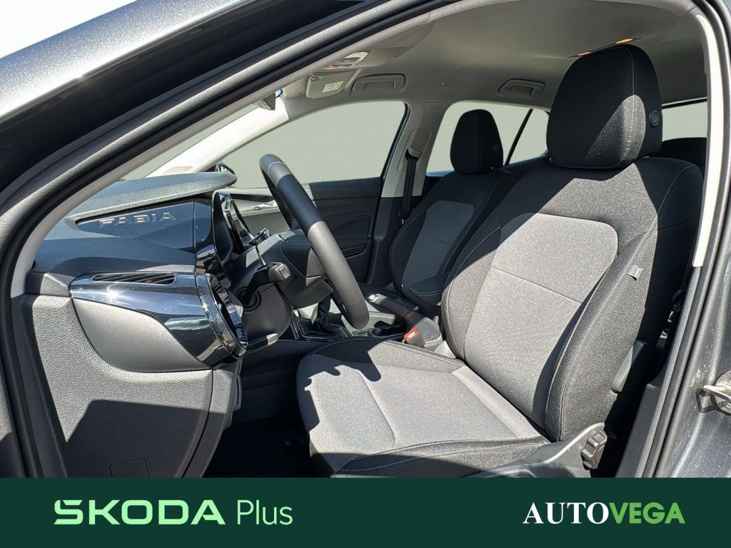 immagine km0 SKODA Fabia 1.0 tsi young edition 95cv