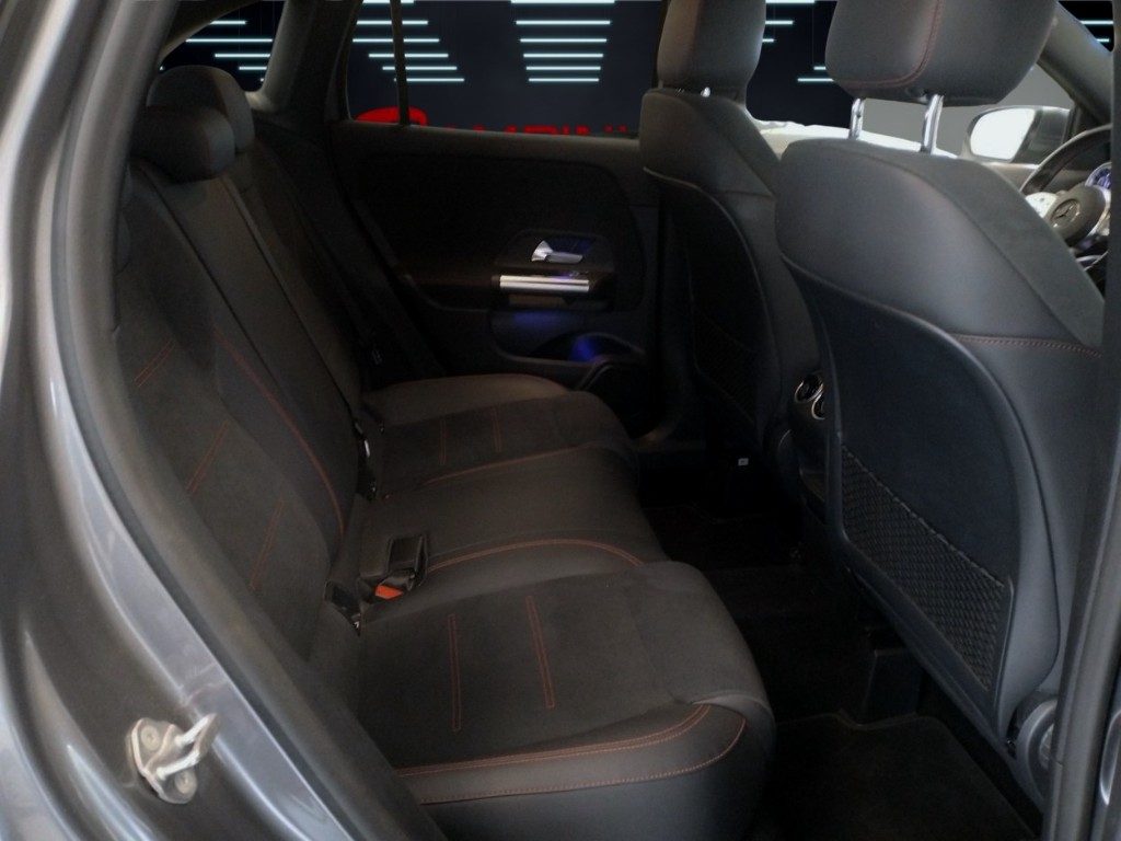 MERCEDES-BENZ GLA 200 d Automatic Premium 150 Cv IVA ESPOSTA Pronta - 19