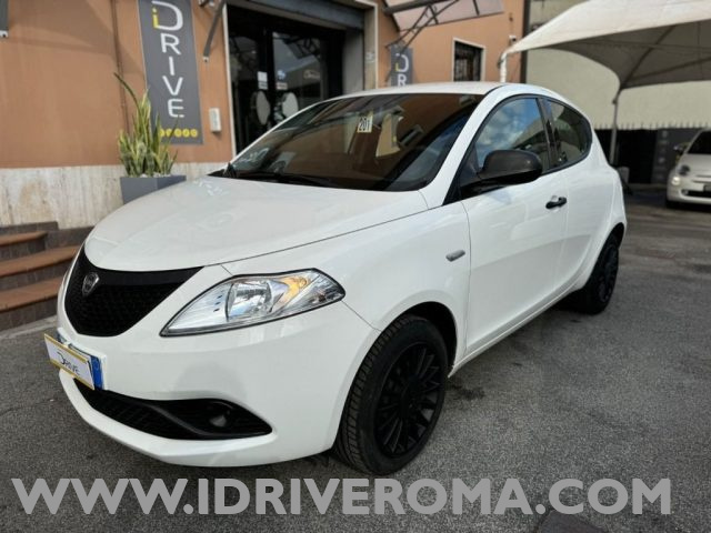 lancia ypsilon 1.2 69 cv 5 porte elefantino blu+gpl usata
